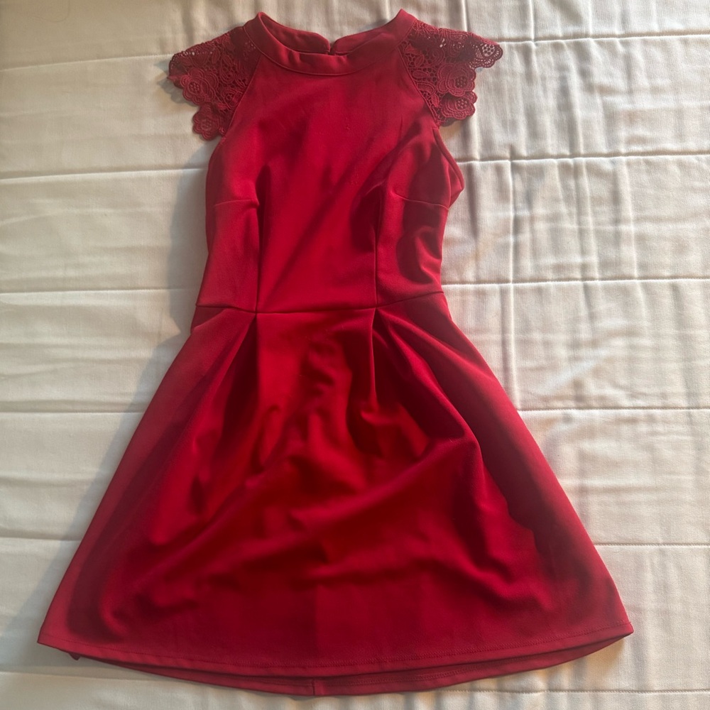 Speechless Vibrant Red Lace Sleeve Dress Women’s XS